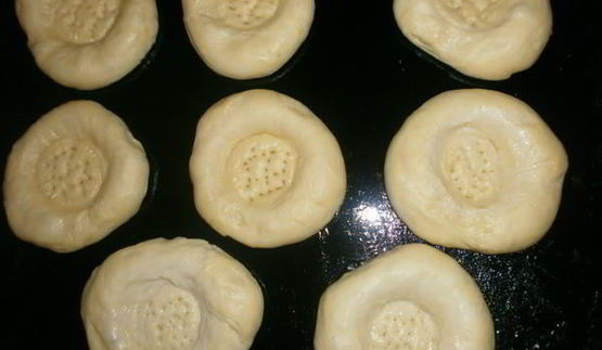 лепешки с луком и маком