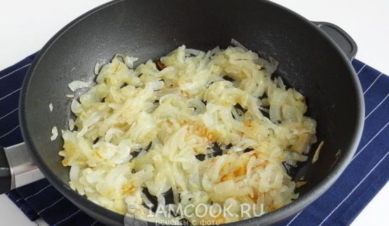 лепешки с луком на сковороде