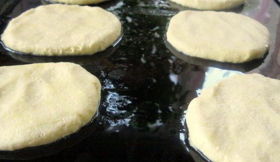 лепешки с мясом