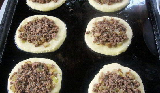 лепешки с мясом