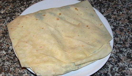 лепешки с начинкой к завтраку
