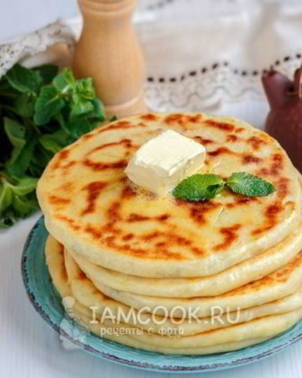 Рецепт лепешек с сыром и зеленью на сковороде