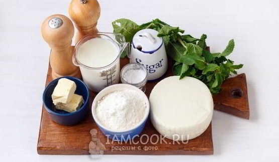 лепешки с сыром и зеленью на сковороде