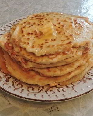 Лепешки с сыром на кефире на сковороде