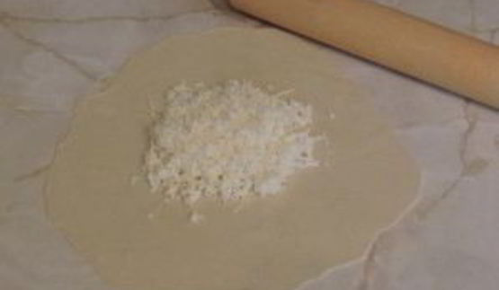 лепешки с сыром на кефире на сковороде