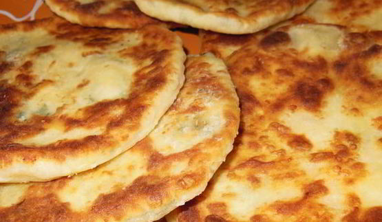 очень сырные лепешки