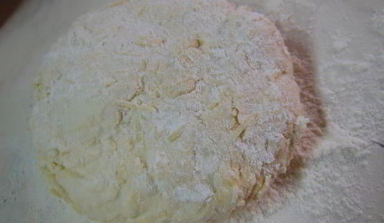 очень сырные лепешки