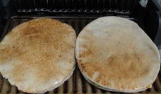 пита с начинкой из овощей