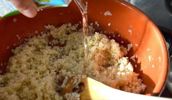 рисовая лепешка, фаршированная грибами