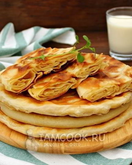 Рецепт слоеных лепешек на сковороде