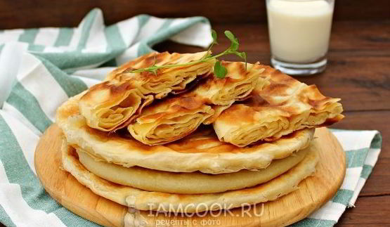 слоеные лепешки на сковороде