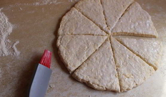 сырные лепешки сконы