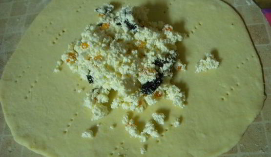 творожные лепешки с творогом и икрой