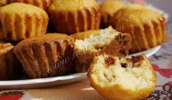 американские маффины с кусочками шоколада