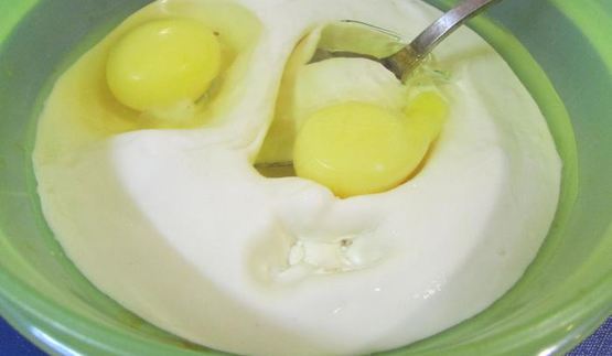 биг-маффины с вишней, кедровыми орешками и штрейзелем