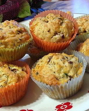 Грибные маффины с сыром и зеленью