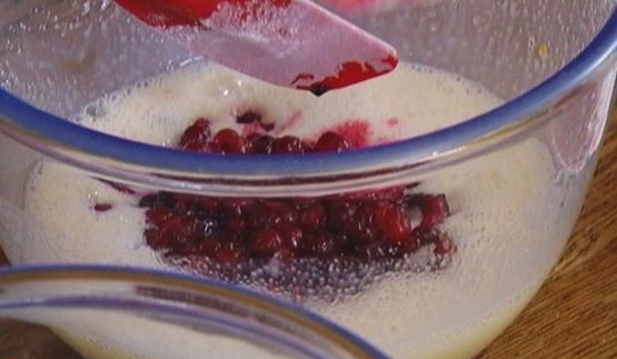 клюквенно-ежевичные маффины