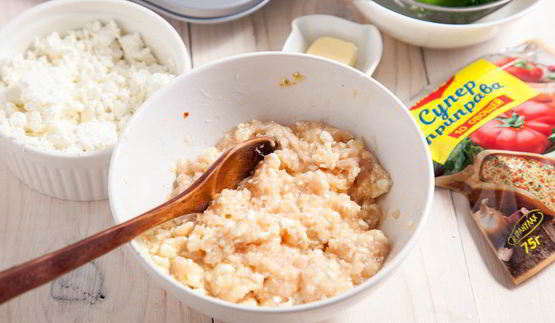 куриные маффины с творогом и брокколи