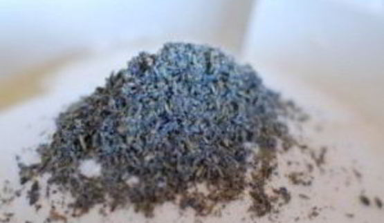 лавандовые маффины с ежевикой и персиками