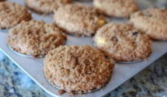 лавандовые маффины с ежевикой и персиками