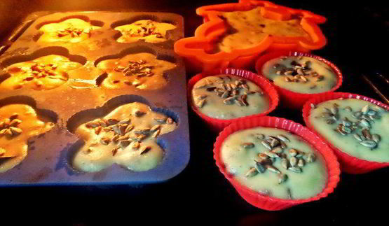 маффины с финиками и семечками