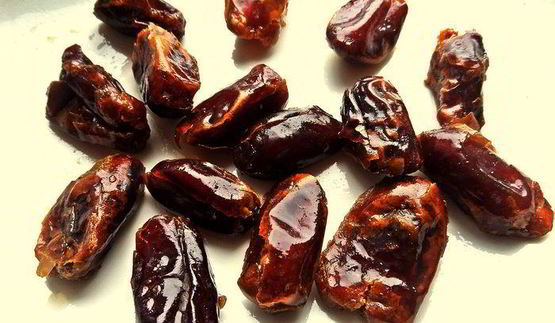 маффины с финиками и семечками