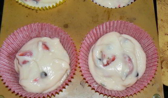 маффины с клубникой и шококаплями