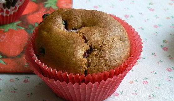 маффины с клубникой и шококаплями