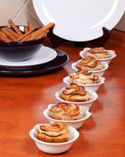 Рецепт маффинов с кусочками яблок, грецкими орехами и корицей