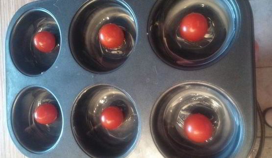 маффины с цукини, сыром и помидорами черри