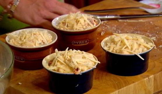 маффины с вялеными помидорами и сыром