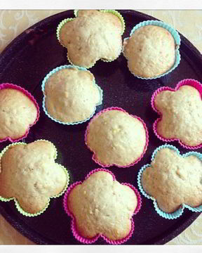 Маффины с яблоками, морковью и бананами