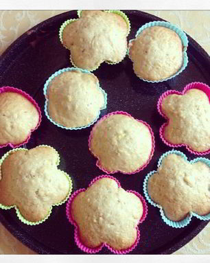 Маффины с яблоками, морковью и бананами