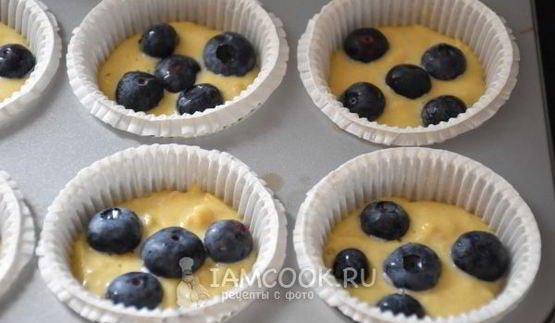 маффины с ягодами на рисовой муке