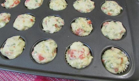 мини-маффины с семгой