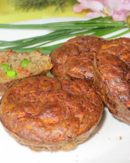 Рецепт печеночных маффинов с начинкой и отрубями лито