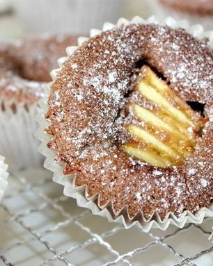 Шоколадно-яблочные маффины