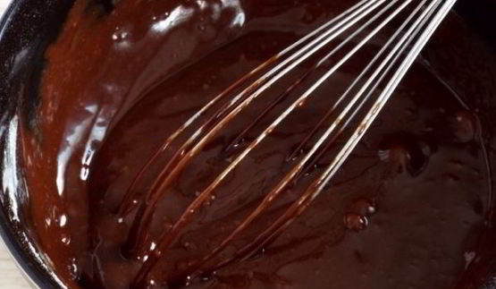 шоколадные маффины с жидкой начинкой