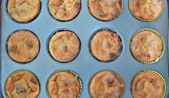 творожные маффины с вяленой клюквой и отрубями