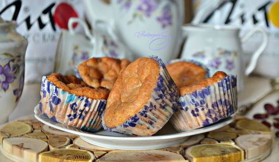 творожные маффины с вяленой клюквой и отрубями