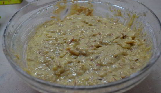 яблочные маффины с халвой и корицей