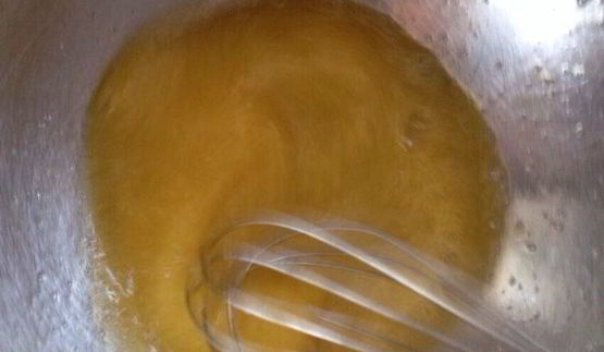 закусочные маффины с кукурузой, беконом и сладким перцем