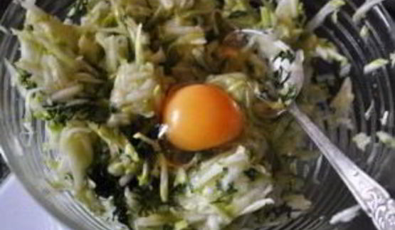 диетические оладьи из кабачков