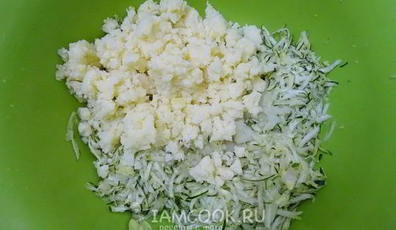 кабачковые оладьи с картофельным пюре