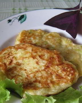 Кабачковые оладьи с сыром