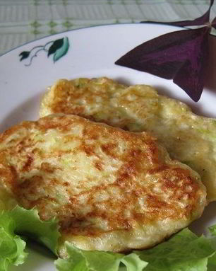 Кабачковые оладьи с сыром