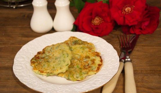 капустные оладьи на кефире