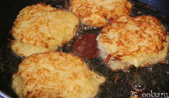 картофельные оладьи с сыром