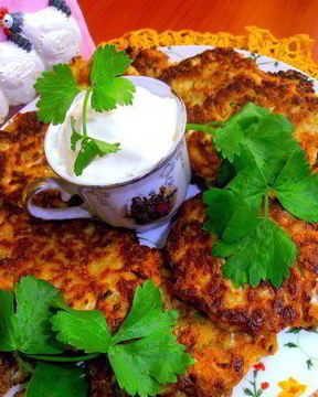 Оладушки из китайской капусты с брынзой