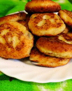 Оладьи из картофельного пюре с творогом
